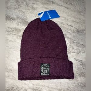 NWT Columbia Tight Knit Beanie
